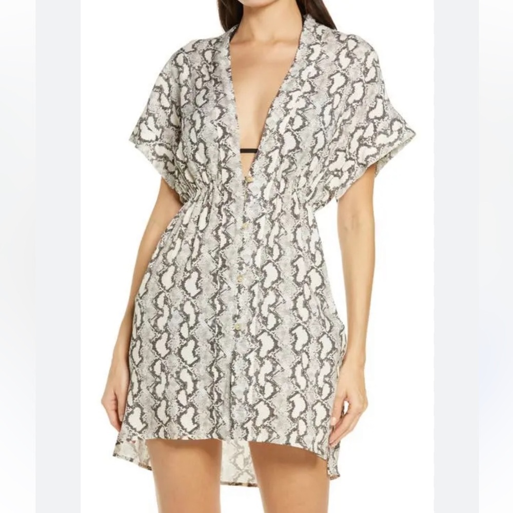 Vix Black and White Swim Coverup